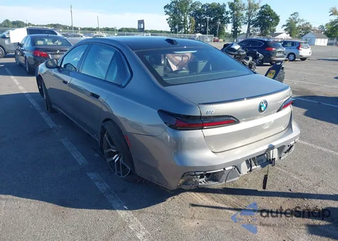 2024 BMW I7 Edrive50 из США, поврежденный, VIN WBY43EJ02RCR21103